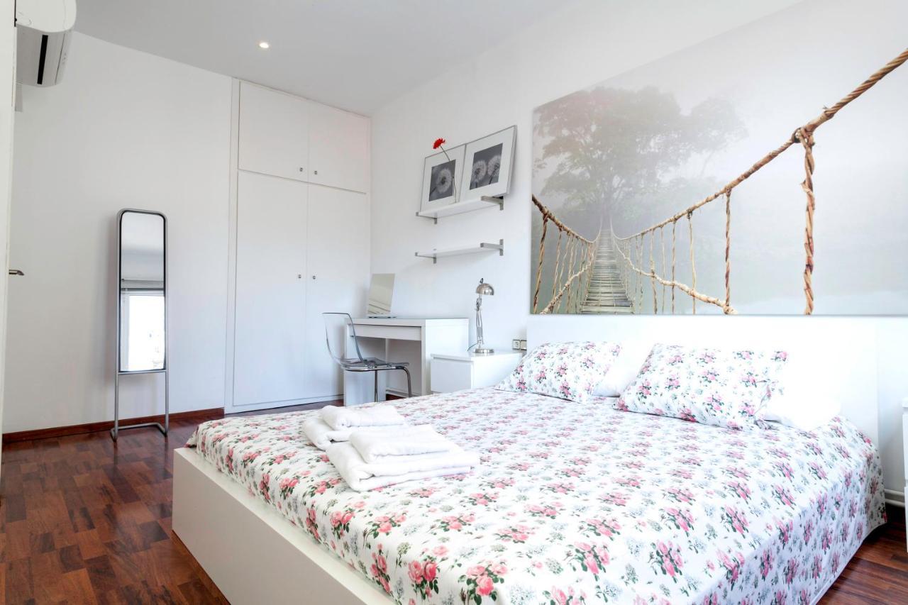 Barcelona Comtal Apartments Εξωτερικό φωτογραφία