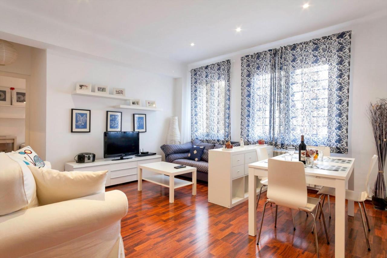 Barcelona Comtal Apartments Εξωτερικό φωτογραφία