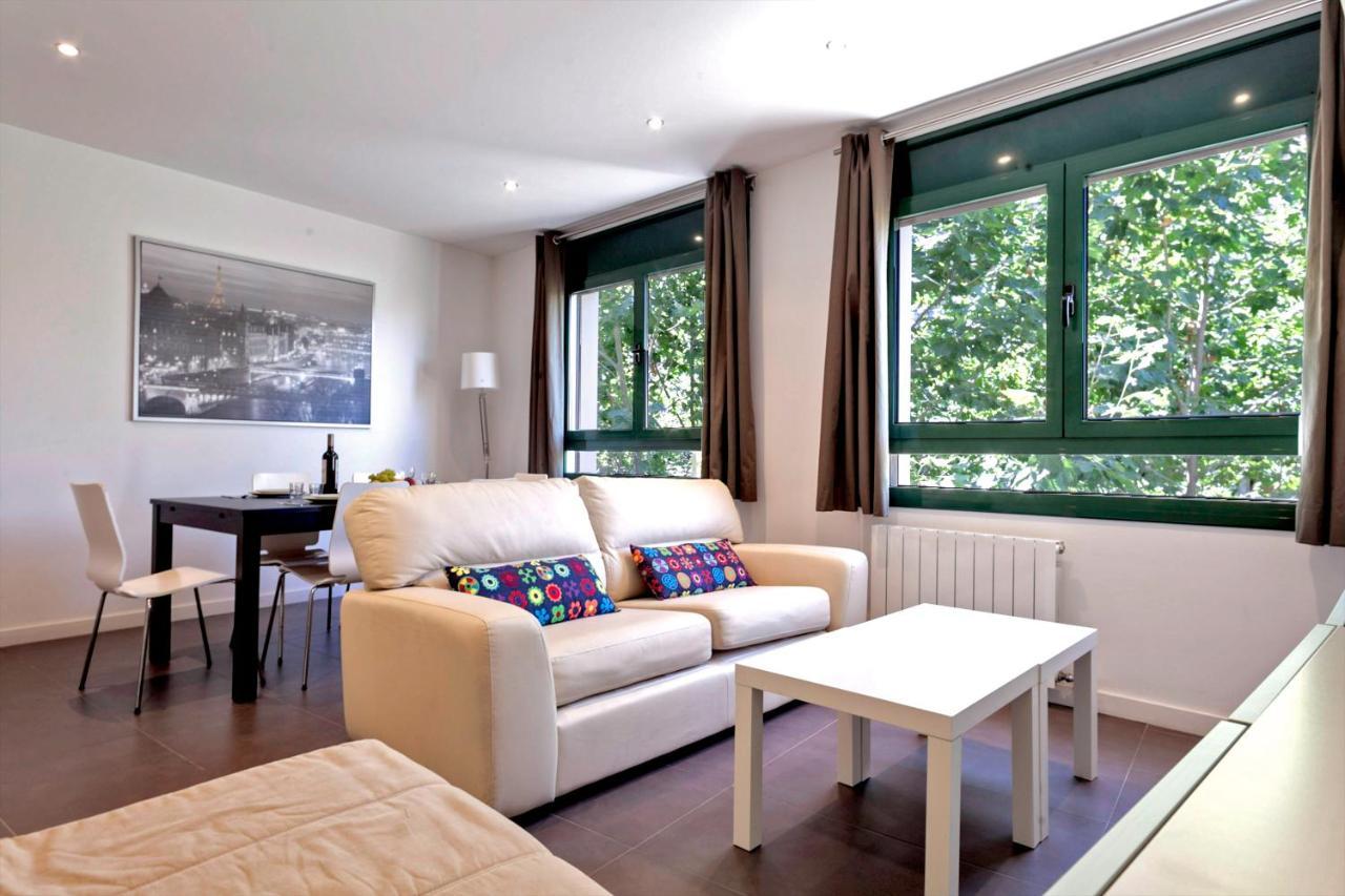 Barcelona Comtal Apartments Εξωτερικό φωτογραφία