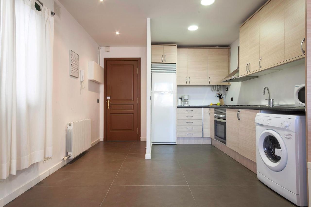 Barcelona Comtal Apartments Εξωτερικό φωτογραφία