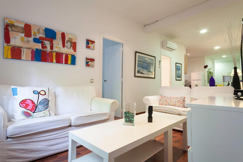 Barcelona Comtal Apartments Δωμάτιο φωτογραφία